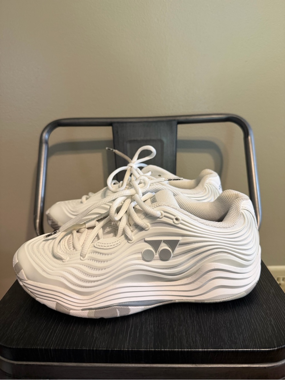 Yonex SHB 210 Women's 7.5 White Indoor Court Shoes Badminton Pickleball - Picture 10 of 16